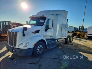 PETERBILT 579