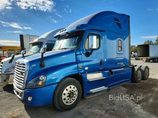 FREIGHTLINER CASCADIA 125