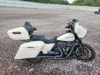 HARLEY-DAVIDSON FLHXS STREET GLIDE SPECIAL