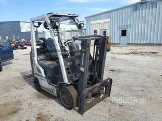 UNICARIERS FORKLIFT