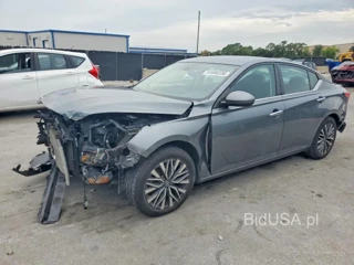 NISSAN ALTIMA SV