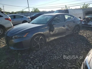 NISSAN ALTIMA SR