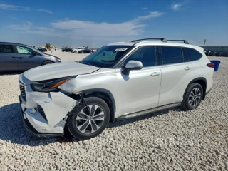 TOYOTA HIGHLANDER XLE