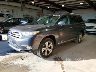 TOYOTA HIGHLANDER LIMITED