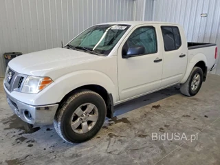 NISSAN FRONTIER SE V6