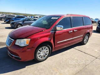 CHRYSLER TOWN & COUNTRY TOURING L