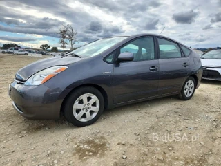TOYOTA PRIUS BASE