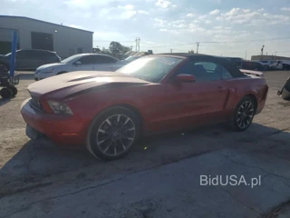 FORD MUSTANG GT