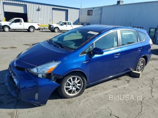 TOYOTA PRIUS V FOUR