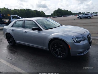 CHRYSLER CHRYSLER 300 TOURING