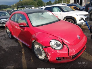 VOLKSWAGEN VOLKSWAGEN BEETLE 2.5L