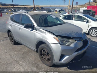 TOYOTA TOYOTA RAV4 LE