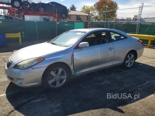 TOYOTA CAMRY SOLARA SLE V6