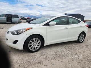HYUNDAI ELANTRA GLS