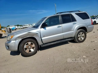 TOYOTA 4RUNNER SR5