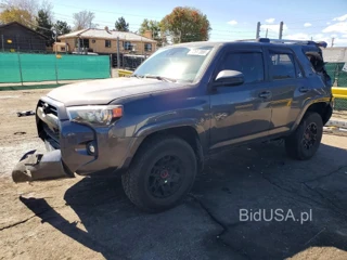 TOYOTA 4RUNNER SR5
