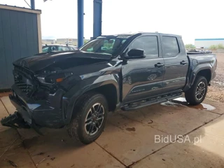 TOYOTA TACOMA TRD SPORT