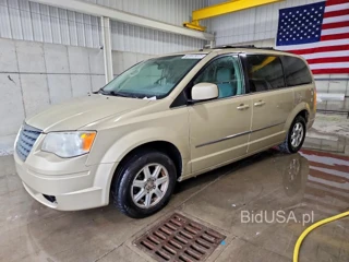 CHRYSLER TOWN & COUNTRY TOURING
