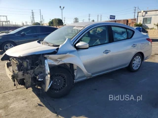 NISSAN VERSA SV
