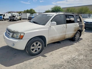 TOYOTA HIGHLANDER BASE