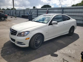 MERCEDES-BENZ C 250
