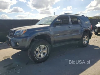 TOYOTA 4RUNNER SR5