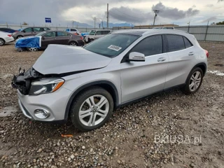 MERCEDES-BENZ GLA 250 4MATIC