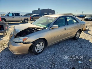TOYOTA CAMRY LE V6