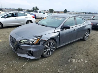 NISSAN ALTIMA SR