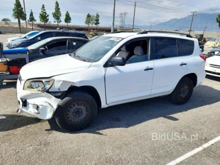 TOYOTA RAV4 BASE