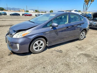 TOYOTA PRIUS FOUR