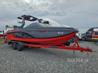 CENTURION BOATS RI257