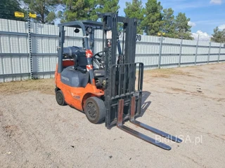 TOYT FORKLIFT