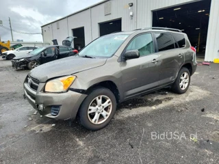 TOYOTA RAV4 BASE