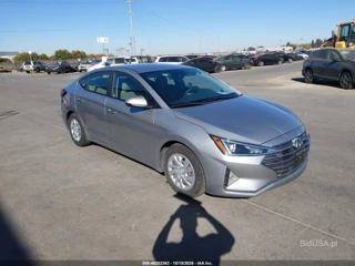 HYUNDAI HYUNDAI ELANTRA SE