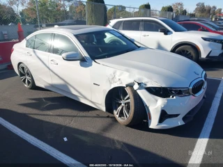 BMW 330E