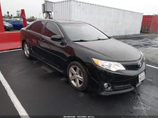 TOYOTA TOYOTA CAMRY SE