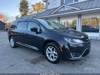 CHRYSLER CHRYSLER PACIFICA TOURING L