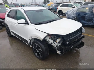 KIA KIA NIRO LX