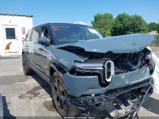 RIVIAN RIVIAN R1S