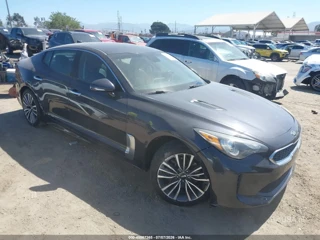 KIA KIA STINGER