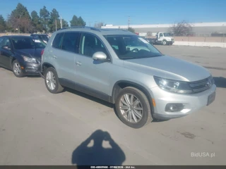 VOLKSWAGEN VOLKSWAGEN TIGUAN SE