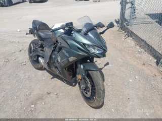 KAWASAKI KAWASAKI EX650 P