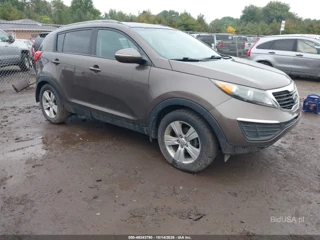 KIA KIA SPORTAGE LX
