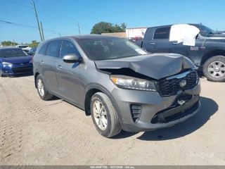 KIA KIA SORENTO 3.3L LX