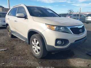 KIA KIA SORENTO LX