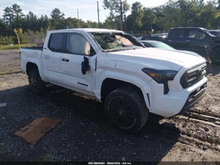 TOYOTA TOYOTA TACOMA SR5