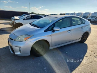 TOYOTA PRIUS THREE