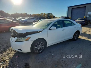TOYOTA CAMRY LE V6