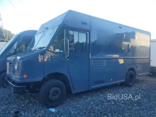 FREIGHTLINER CHASSIS M LINE WALK-IN VAN
